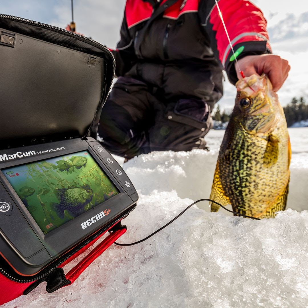 Ice fishing for Perch using Helix 5 flasher! 